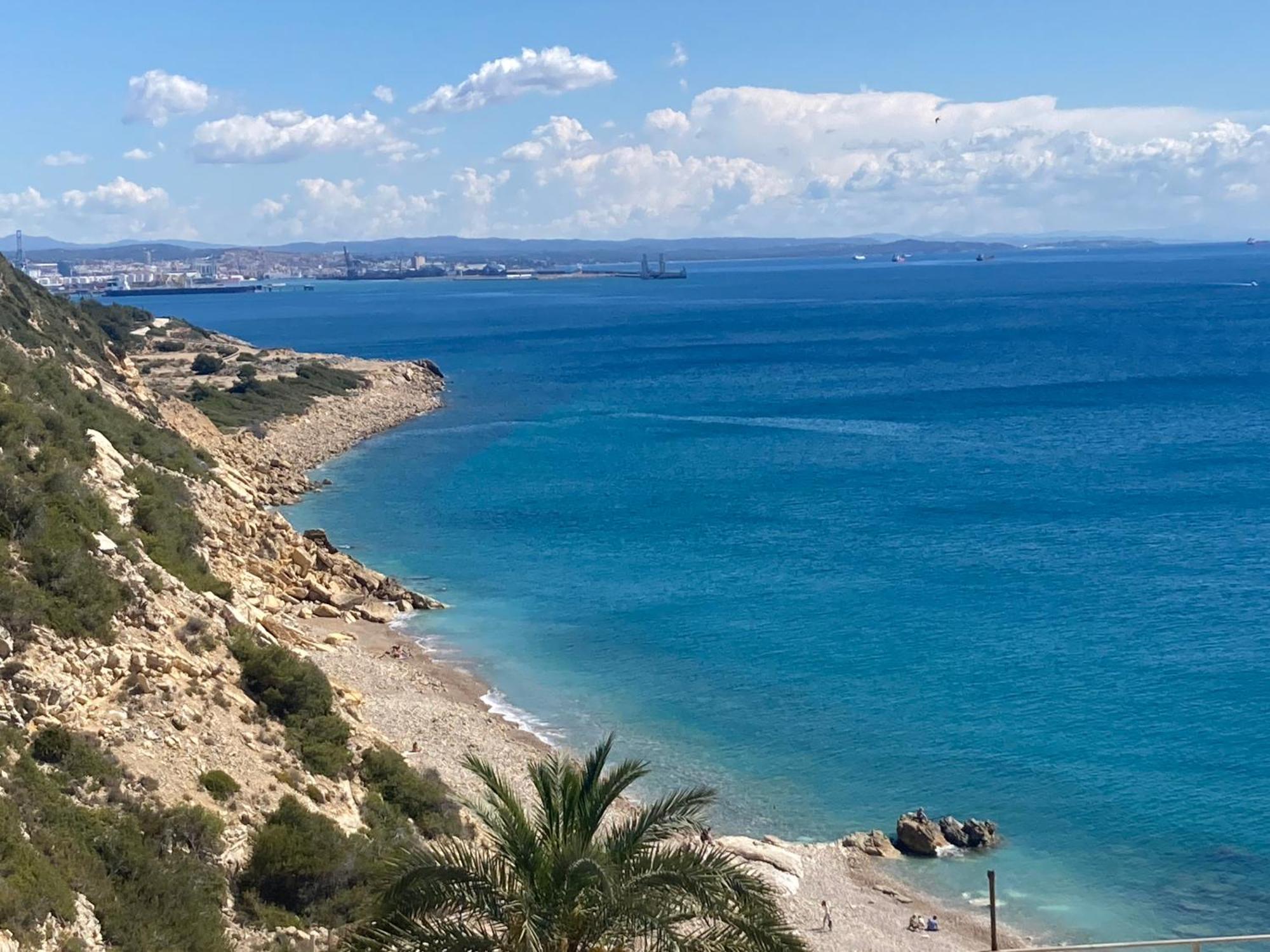 Appartement Vue Mer Avec Piscine Et Wifi Salou Luaran gambar